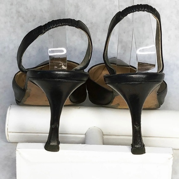 COPY - Manola Blahnik - Carolyn Sling Back Pump in Kid Black Leather - Picture 5 of 7
